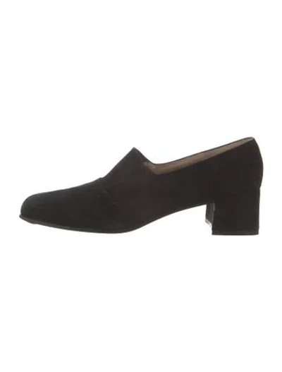 Pre-owned Ferragamo Suede Pumps In Black