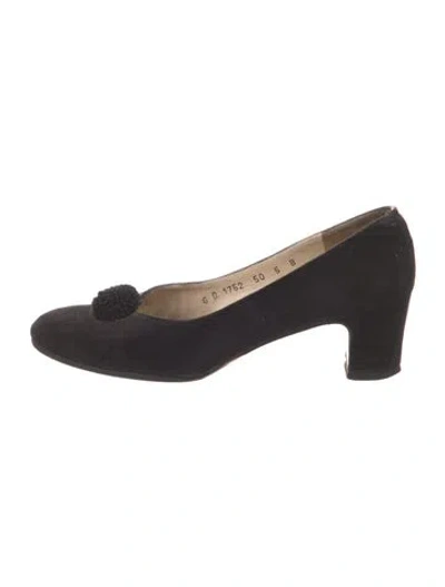 Pre-owned Ferragamo Suede Pumps In Black