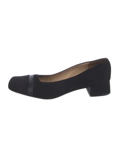 Pre-owned Ferragamo Suede Pumps In Blue