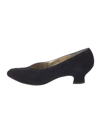 Pre-owned Ferragamo Suede Pumps In Blue