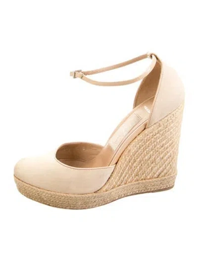 Pre-owned Ferragamo Suede Pumps In Brown