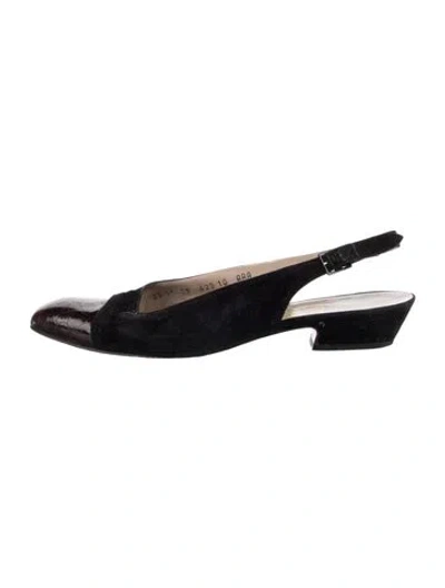Pre-owned Ferragamo Suede Slingback Flats In Black