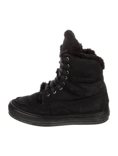 Pre-owned Ferragamo Suede Snow Boots In Black