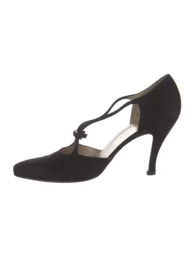 Pre-owned Ferragamo Suede T-strap Pumps In Black