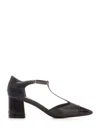 Ferragamo Marilu 60 Leather Pumps In Black