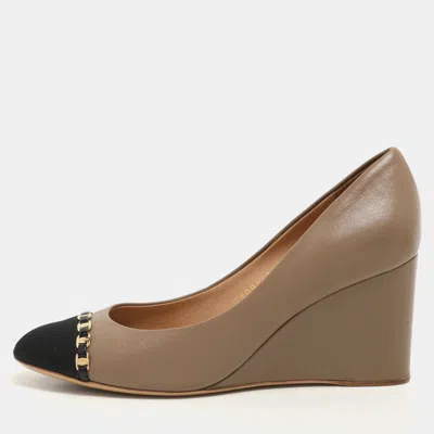 Pre-owned Ferragamo Taupe Leather Nana Cap Toe Chain Detail Wedge Pumps Size 38