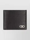 Ferragamo Compact Bifold Wallet In Textured Cow Leather In Black