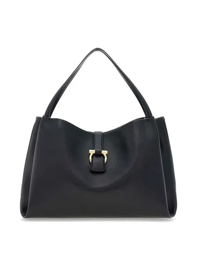 Ferragamo Tote M In Black