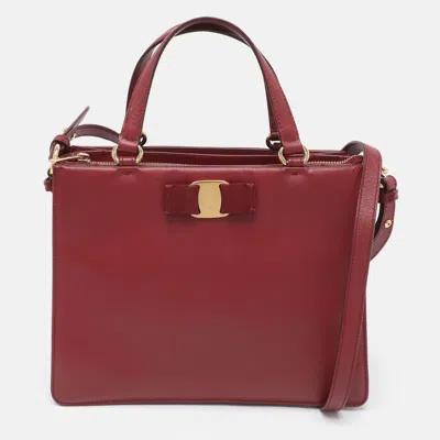 Ferragamo Tracy Burgundy Leather Shoulder Bag In Red