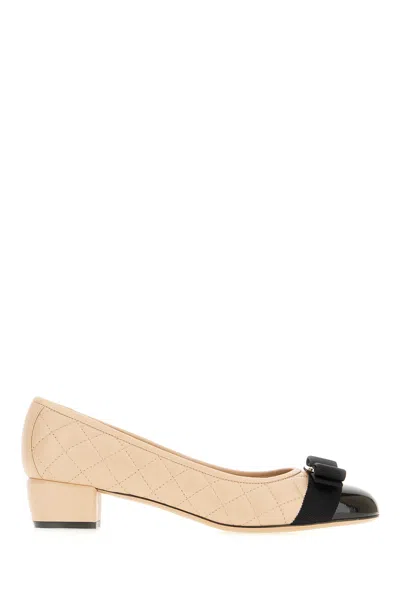 Ferragamo Two-tone Nappa Leather Vara Pumps In Neutral