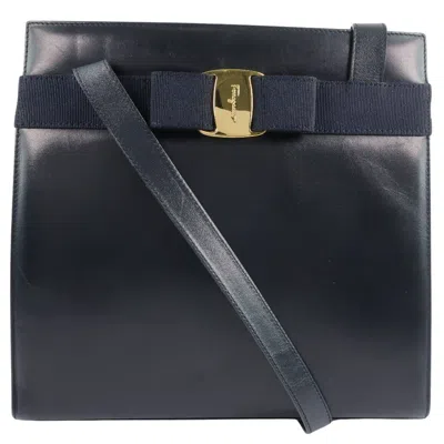 Pre-owned Ferragamo Vala Leather Shoulder Bag () In Blue