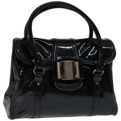 Pre-owned Ferragamo Vala Patent Leather Shoulder Bag () In Black