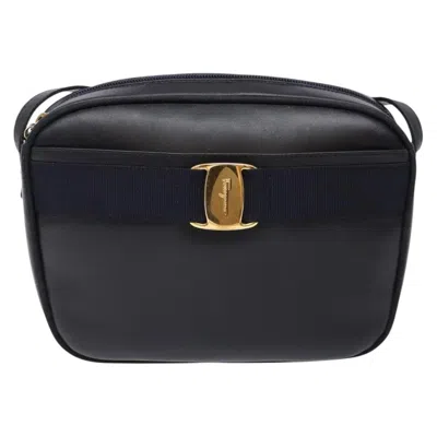 Pre-owned Ferragamo Vala Shoulder Bag Leather Leather Shoulder Bag Bag () In Black