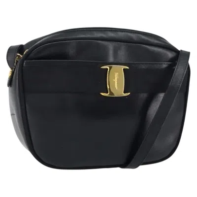 Pre-owned Ferragamo Vala Shoulder Bag Leather Leather Shoulder Bag Bag () In Black
