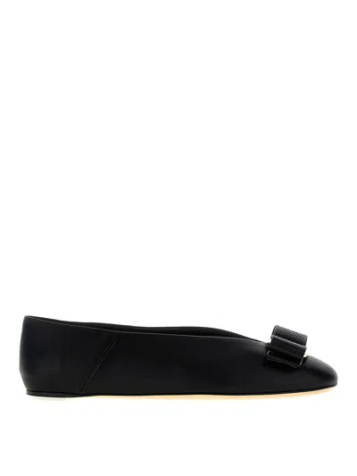 Ferragamo Ballerina Bow Black Var