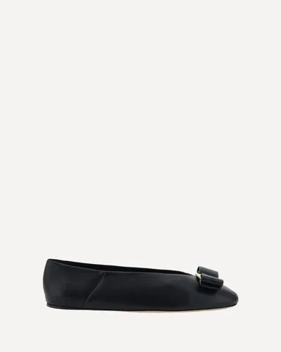 Ferragamo Vara Ballerinas In Black