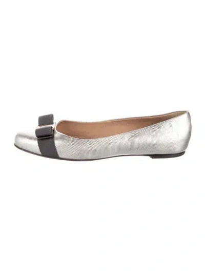 Pre-owned Ferragamo Vara Bow Accent Leather Ballet Flats