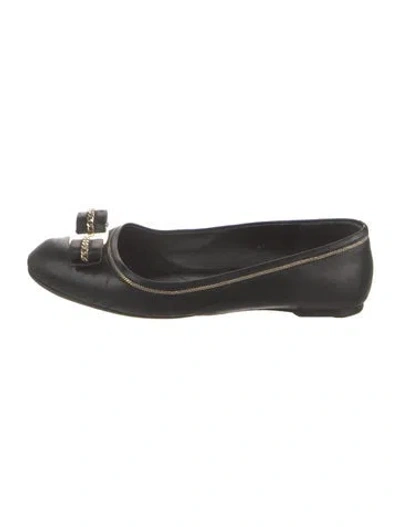 Pre-owned Ferragamo Vara Bow Accent Leather Ballet Flats In Black