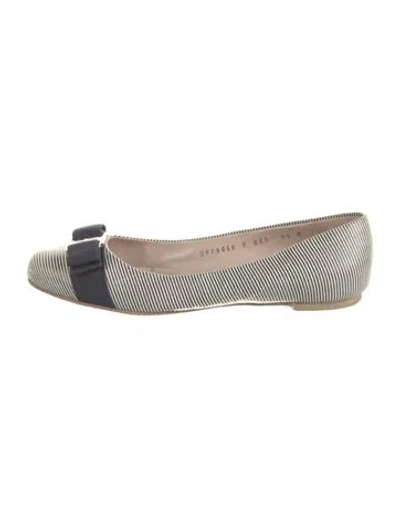 Pre-owned Ferragamo Vara Bow Accent Leather Ballet Flats In Blue