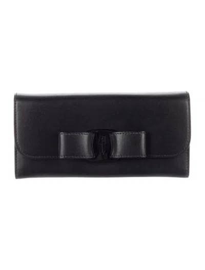 Pre-owned Ferragamo Vara Bow Accent Leather Continental Wallet In Black