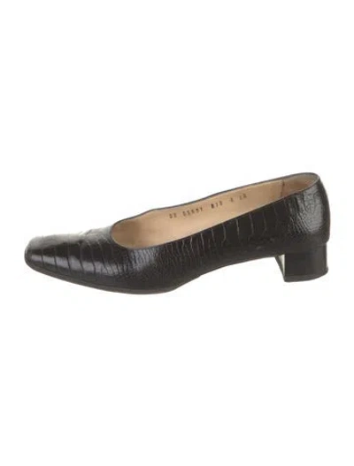 Pre-owned Ferragamo Vara Bow Accent Leather Flats In Black