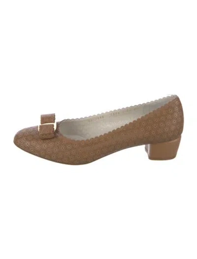 Pre-owned Ferragamo Vara Bow Accent Leather Flats In Brown