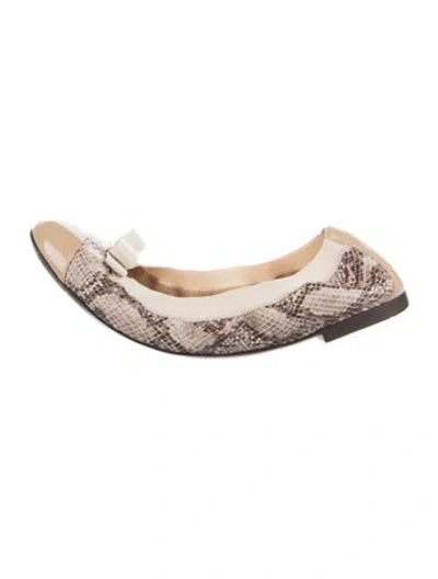 Pre-owned Ferragamo Vara Bow Accent Leather Flats In Multi