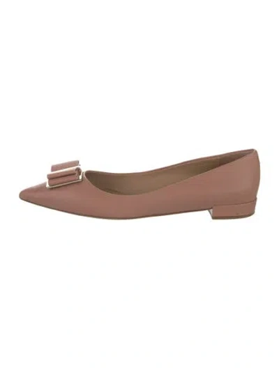 Pre-owned Ferragamo Vara Bow Accent Leather Flats In Pink
