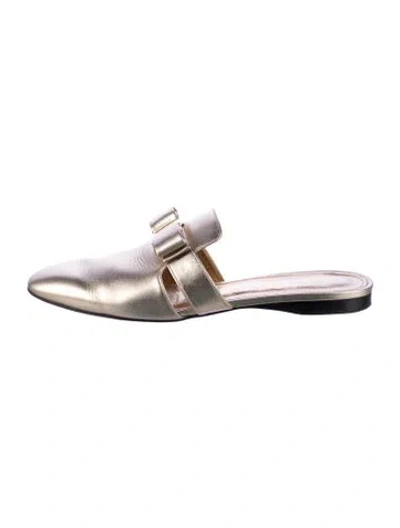 Pre-owned Ferragamo Vara Bow Accent Leather Mules