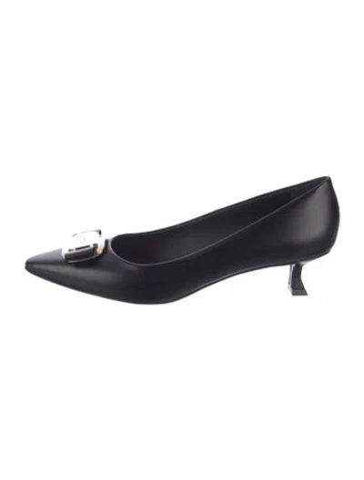 Pre-owned Ferragamo Vara Bow Accent Leather Pumps In Black