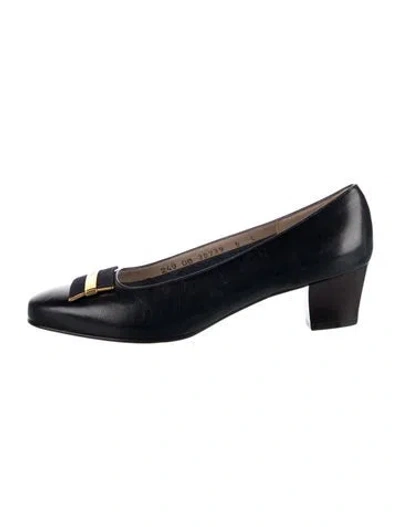 Pre-owned Ferragamo Vara Bow Accent Leather Pumps In Multi