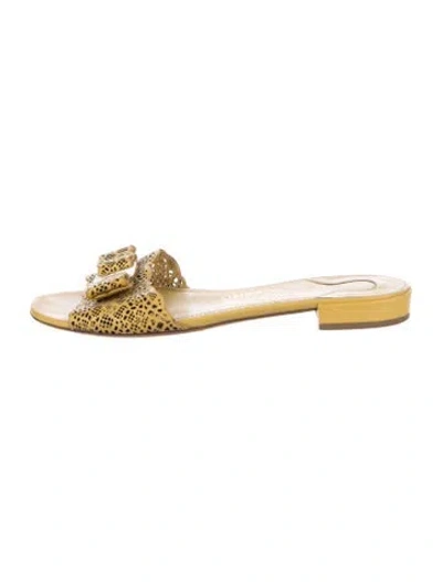 Pre-owned Ferragamo Vara Bow Accent Leather Slides In Yellow