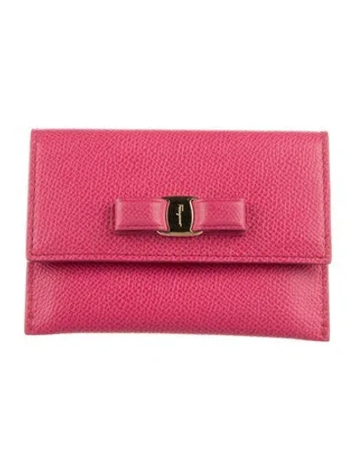 Pre-owned Ferragamo Vara Bow Accent Leather Wallet In Pink