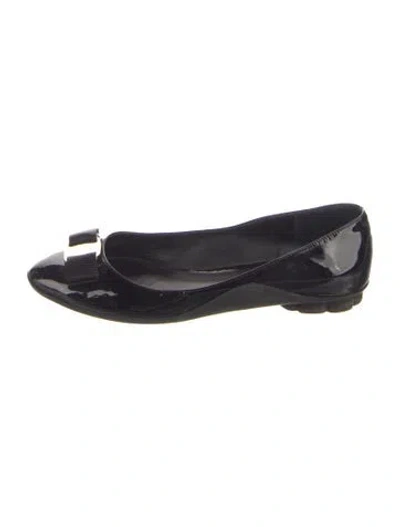 Pre-owned Ferragamo Vara Bow Accent Patent Leather Ballet Flats In Blue