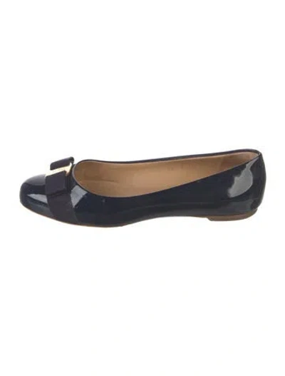 Pre-owned Ferragamo Vara Bow Accent Patent Leather Ballet Flats In Blue