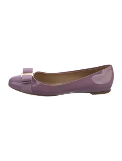 Pre-owned Ferragamo Vara Bow Accent Patent Leather Ballet Flats In Purple