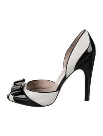 Pre-owned Ferragamo Vara Bow Accent Patent Leather D'orsay Pumps In Black