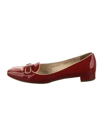 Pre-owned Ferragamo Vara Bow Accent Patent Leather Loafers In Red