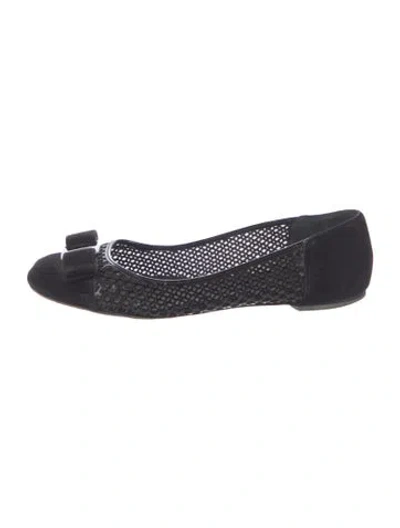 Pre-owned Ferragamo Vara Bow Accent Suede Ballet Flats In Black