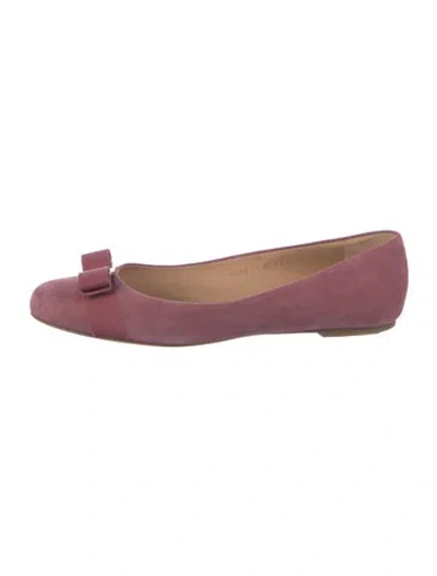 Pre-owned Ferragamo Vara Bow Accent Suede Ballet Flats In Pink