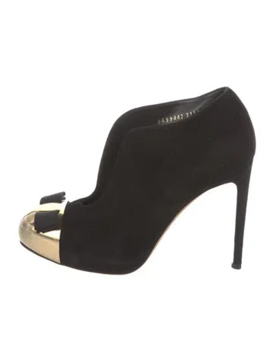 Pre-owned Ferragamo Vara Bow Accent Suede Boots In Black