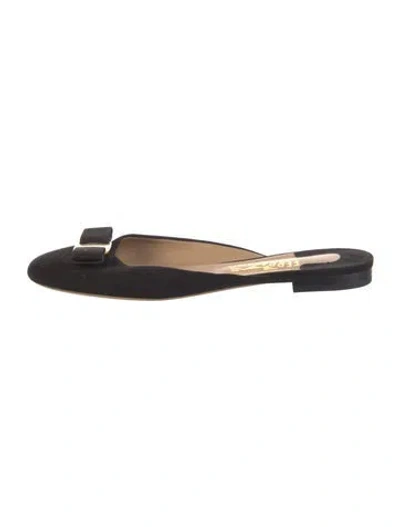 Pre-owned Ferragamo Vara Bow Accent Suede Mules In Black