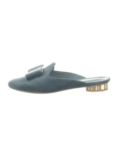 Pre-owned Ferragamo Vara Bow Accent Velvet Mules In Blue