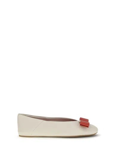 Ferragamo Vara Bow Ballerinas In Multi
