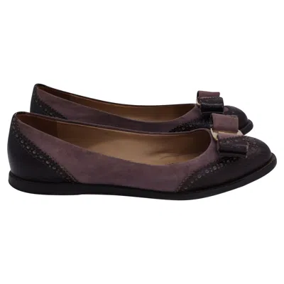 Ferragamo Vara Bow Ballet Flats In Brown Leather And Suede
