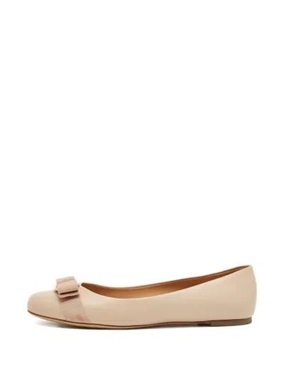 Pre-owned Ferragamo Vara Bow Ballet Flats In Neutral