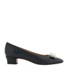 Ferragamo Vara Bow Block Heel Pump In Black