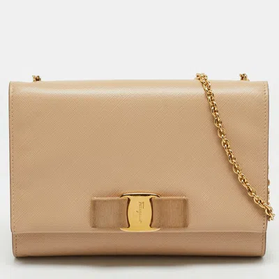 Pre-owned Ferragamo Vara Bow Chain Beige Leather Shoulder Bag In Sand