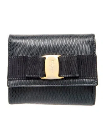 Pre-owned Ferragamo Vara Bow Clutch In Gray