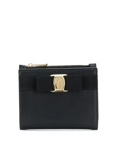 Ferragamo Bow-detail Smooth Split Calf Leather Wallet In Black